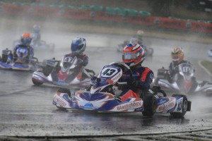 Jac Preston on his way to victory in Junior Max (Pic: Coopers Photography)