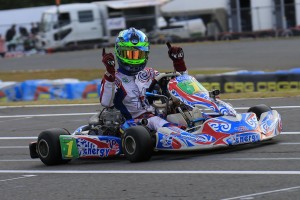 Joshua Fife crossing the line for victory in the KZ2 Final (Pic: Coopers Photography)